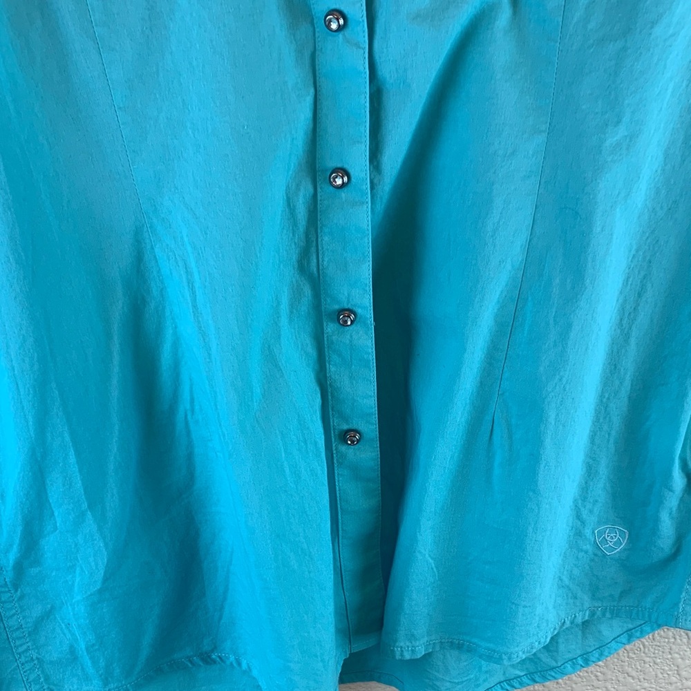 Ariat blue women’s collared shirt sz L studs western country coastal cowgirl - Picture 4 of 9